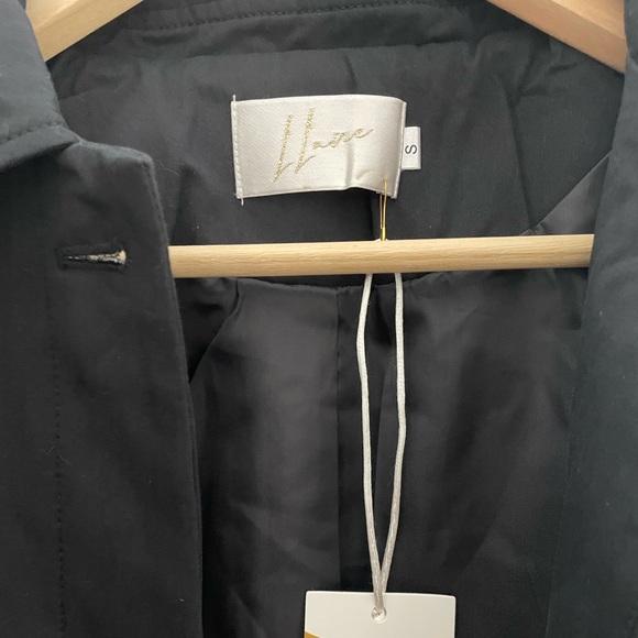 Trench Coat NWT - Picture 2 of 2